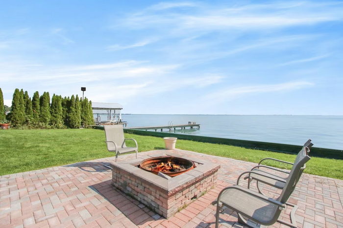 Lakeview Motel (OYO Hotel Lakeview) - Real Estate Photos (newer photo)